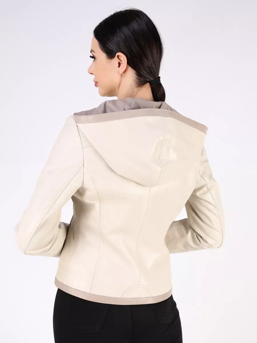 Кожаная куртка осень натуральная с капюшоном