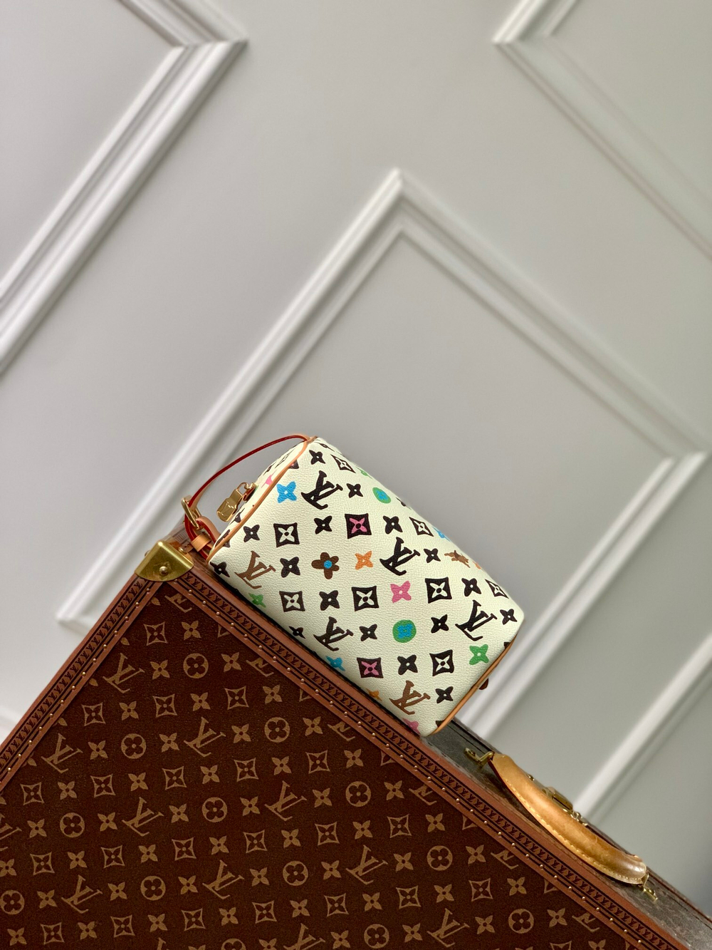 Louis Vuitton Locker Dopp Kit