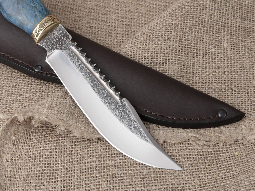 Нож "Алтай", сталь Bohler N690, рукоять синяя стабилизированная береза