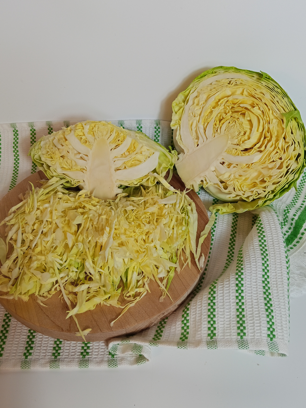 Капуста молодая