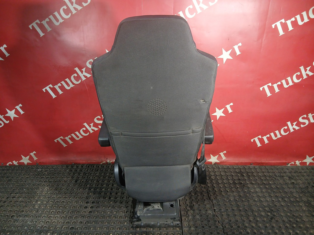 Сиденье пассажирское пневматическое 2023г