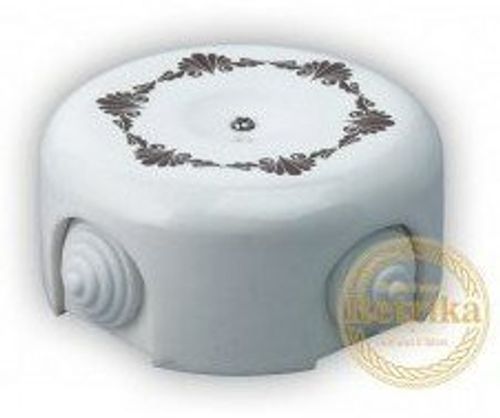 Распаячная коробка Декор коричневый №1 D-90 Retrika RR-090001 / Ø 90 мм