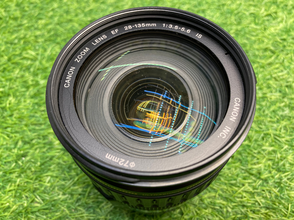 Canon EF 28-135mm 3.5-5.6 IS USM