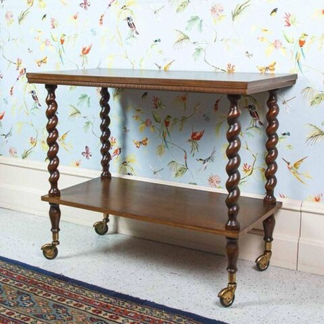 Винтаж: Сервировочный столик в космическом стиле