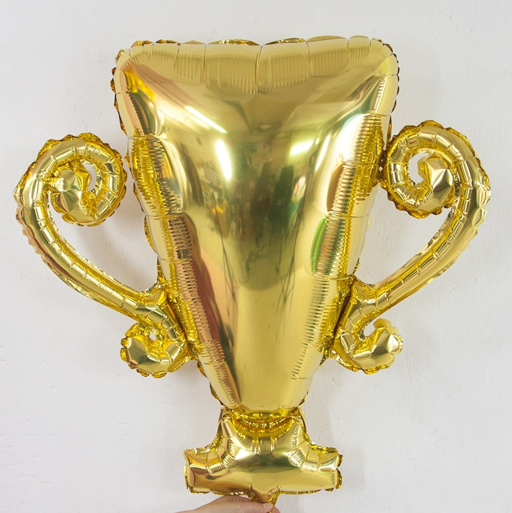 Фигура Кубок золотой, с гелием #220915