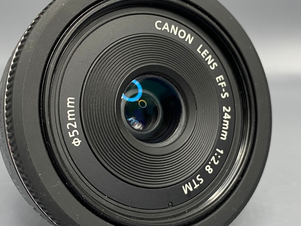 Canon EF-S 24mm 2.8 STM