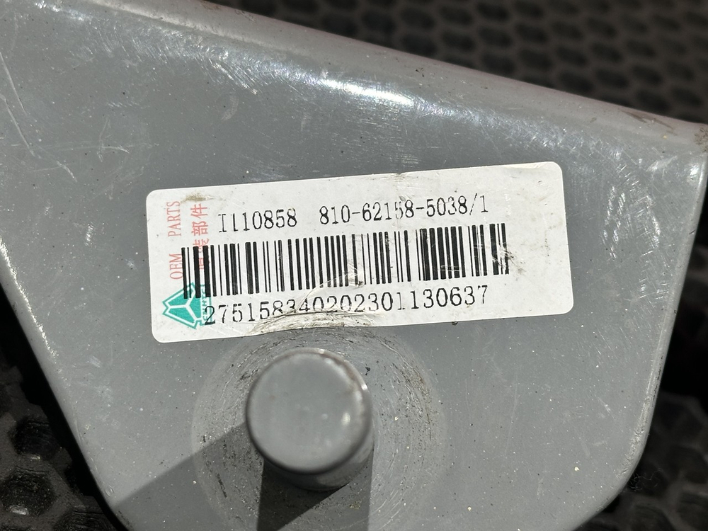 Кронштейн спальника правый 2023г