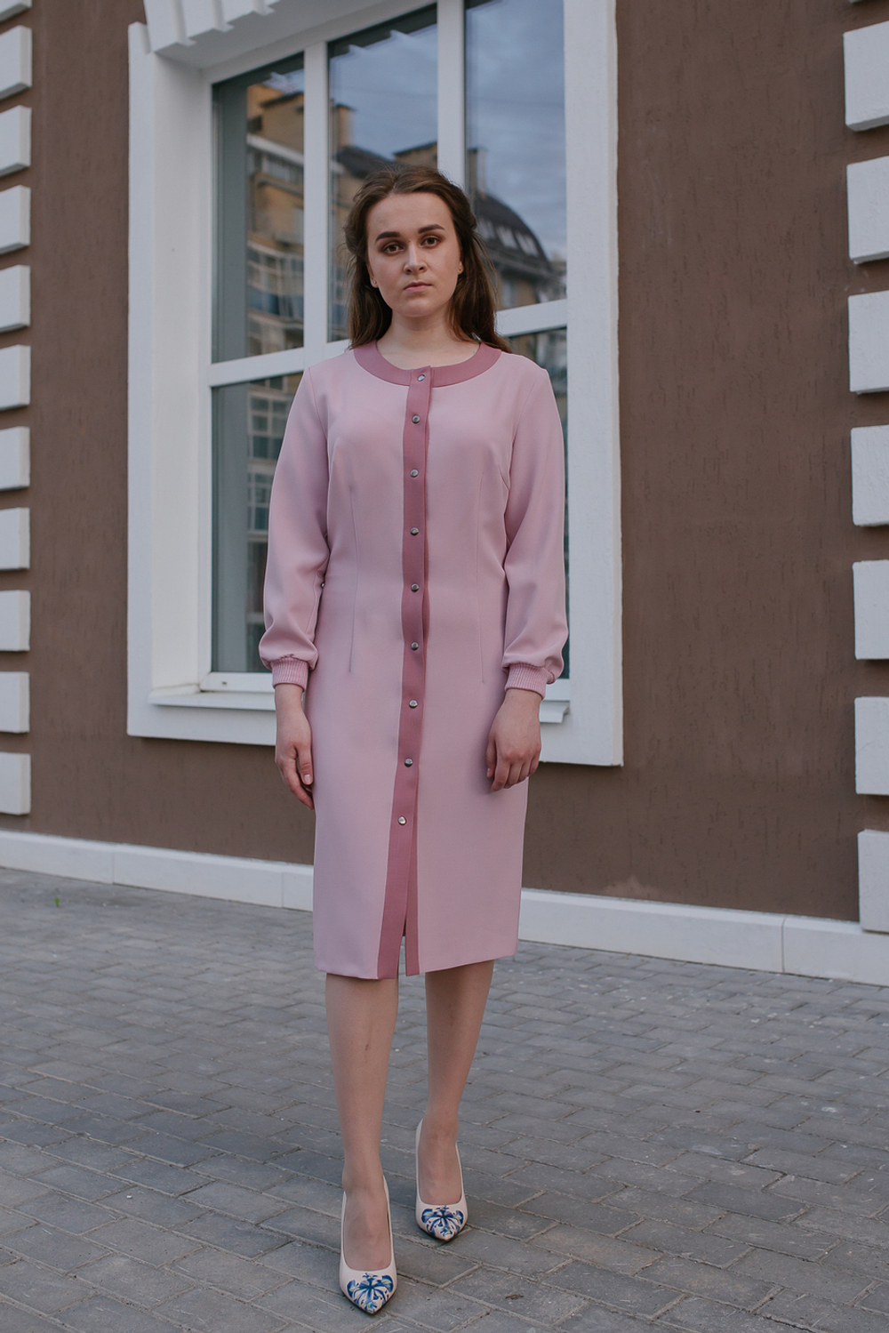 Офисное платье Mila Bezgerts 2656АЕ, цвет Розовый, размер 52-164