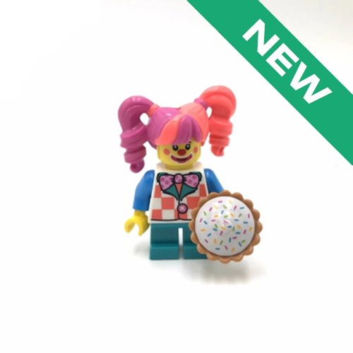 NEW Девочка-клоун с пирогом из BAM