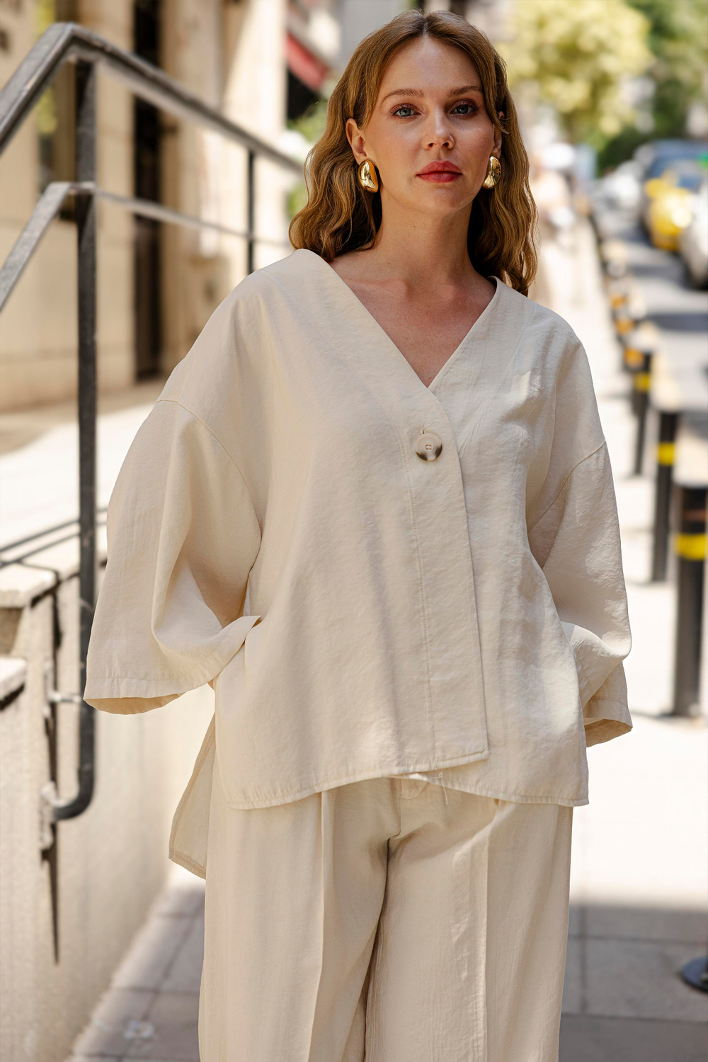 Костюм из модала с брюками палаццо