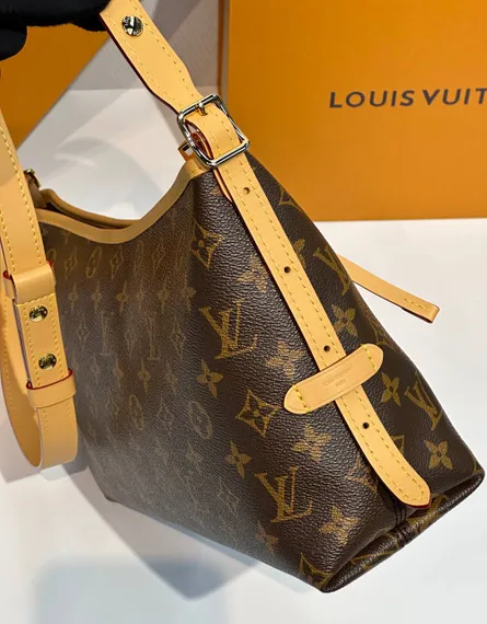 Сумка Louis Vuitton Carry All East West