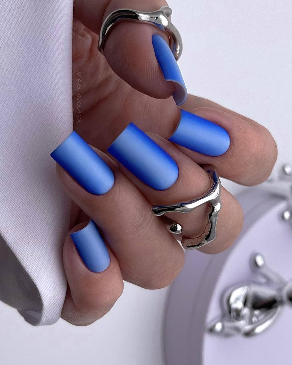 photo_2025-05-05_02-03-40