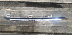 Молдинг решетки радиатора Mercedes GLC (X253) 15-19 Б/У Оригинал A2538880485
