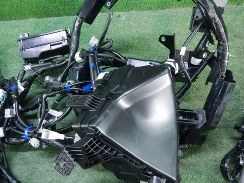 Проводка моторного отсека Subaru Forester 5 SK (2018-н.в.)