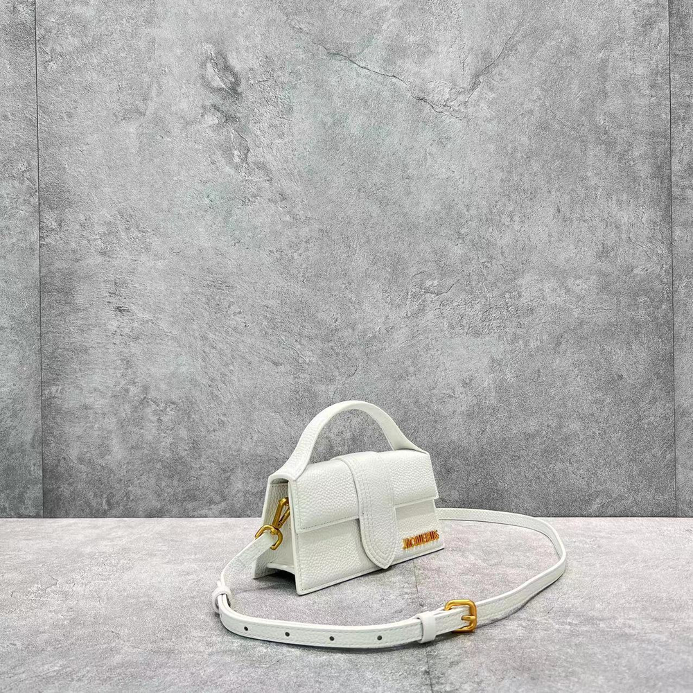 Jacquemus Le Bambino 17 cm