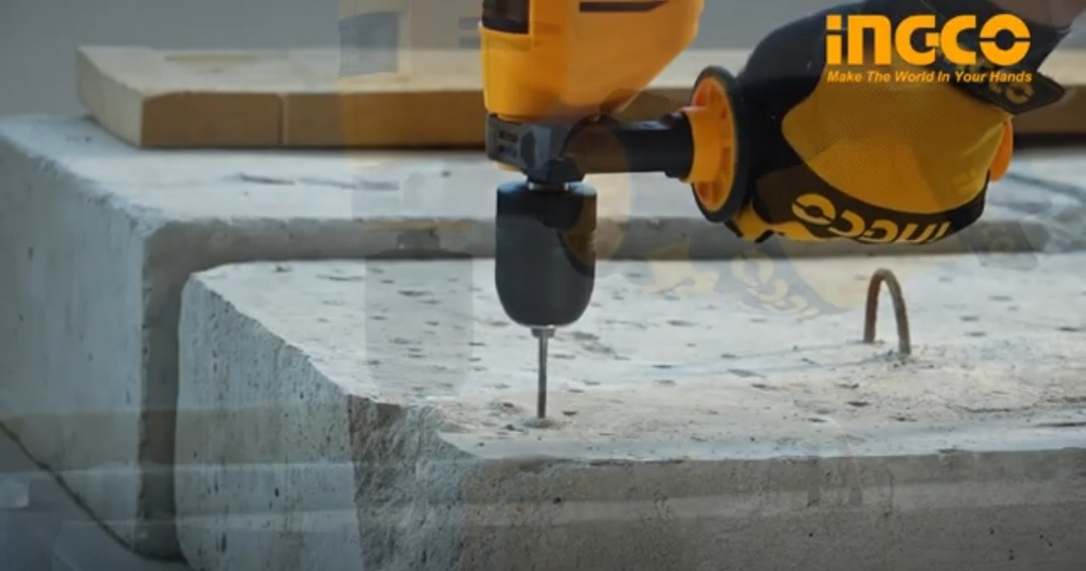 Дрель электрическая ударная INGCO ID8508-2 INDUSTRIAL 850 Вт 1,5-13 мм