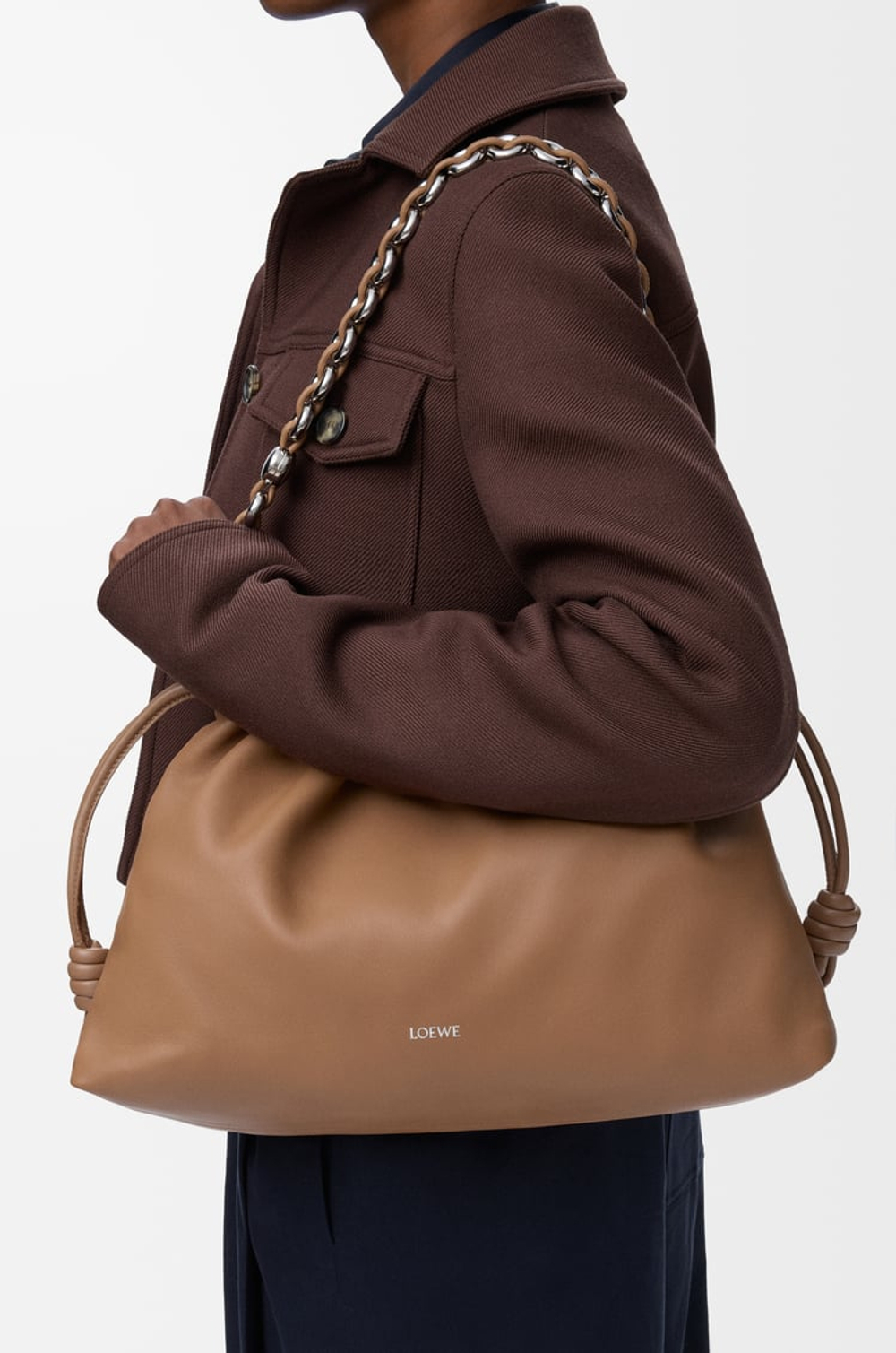 Loewe Большая сумка Flamenco из мягкой кожи ягненка наппа, мокко