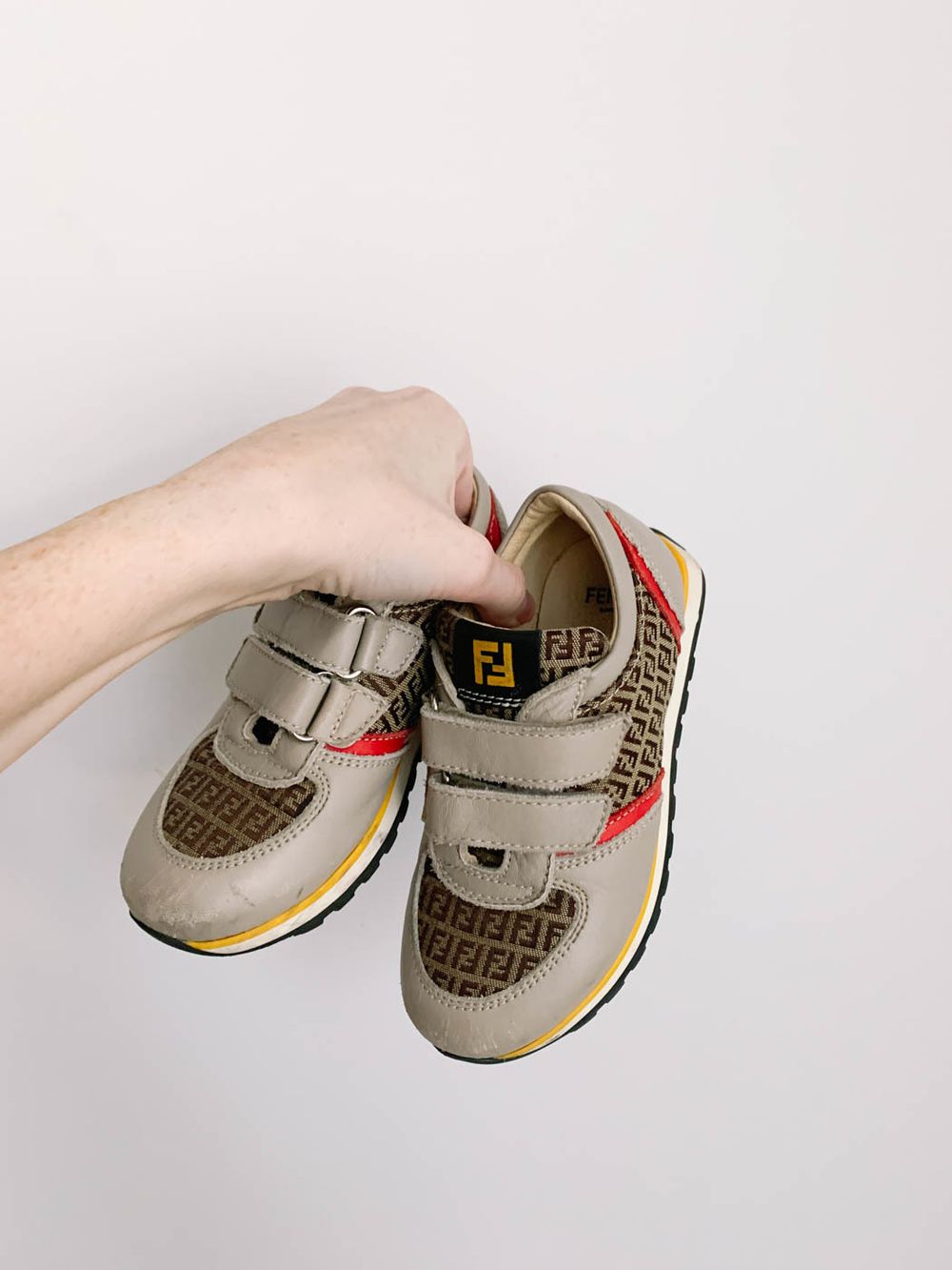 Кроссовки Fendi