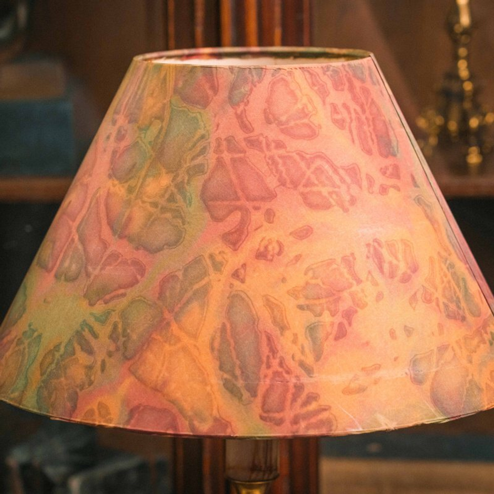 Настольная лампа из мрамора и латуни