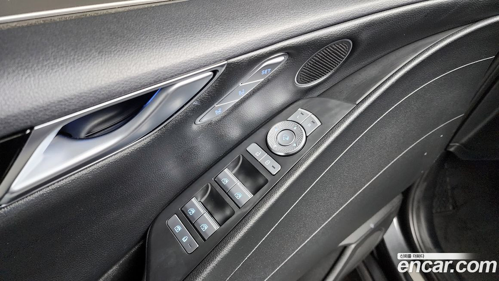 Genesis G80 (RG3) Бензин 2.5 Turbo 2WD (05.2021)