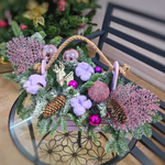 Новогодняя композиция в деревянном ящике