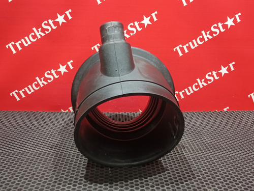 Патрубок воздушного фильтра 2023г.