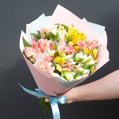 Альстромерии