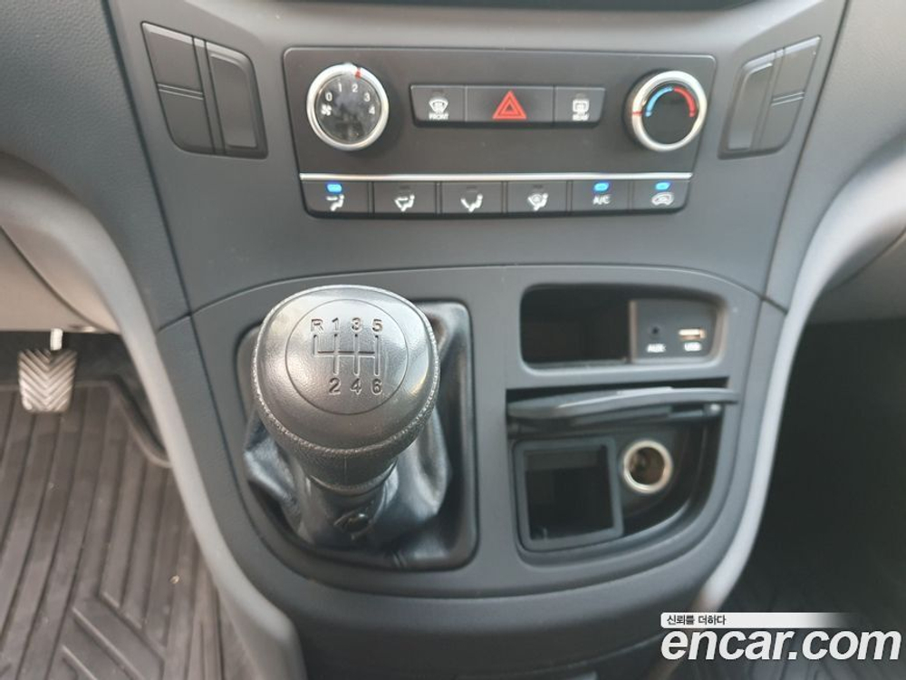 Hyundai The New Grand Starex 캠핑카 (02.2021)