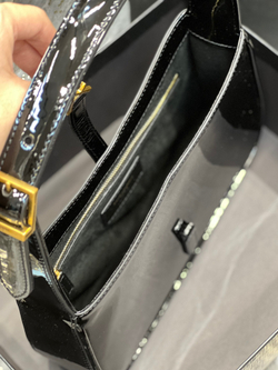 Saint Laurent Le 5 à 7 Hobo Bag