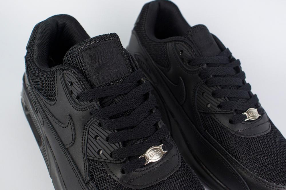 Кроссовки Nike Air Max 90 Wmns Triple Black