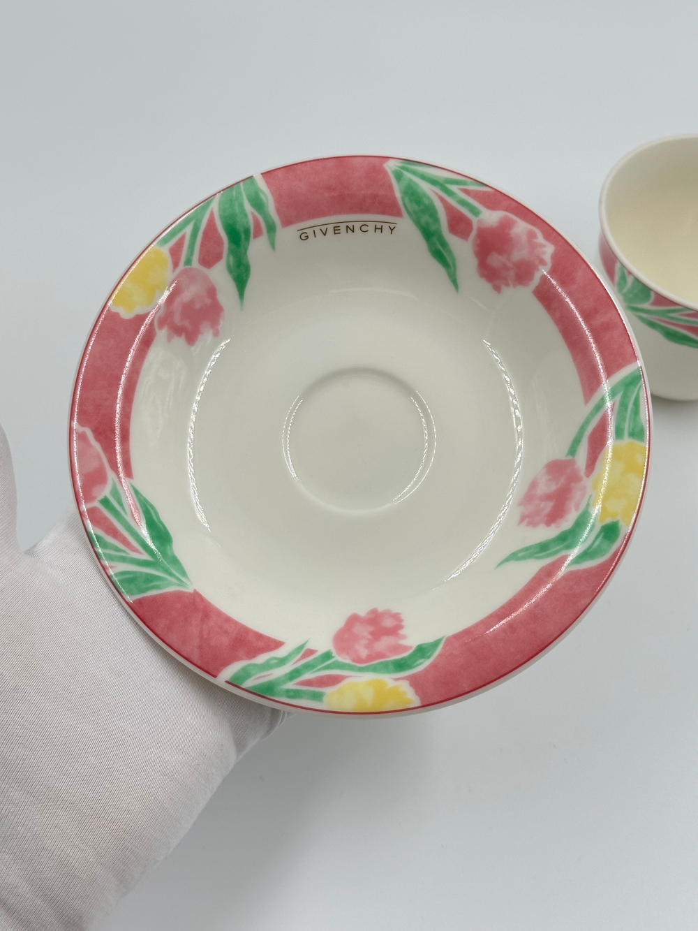Чайная пара с розовой каймой Givenchy by Yamaka