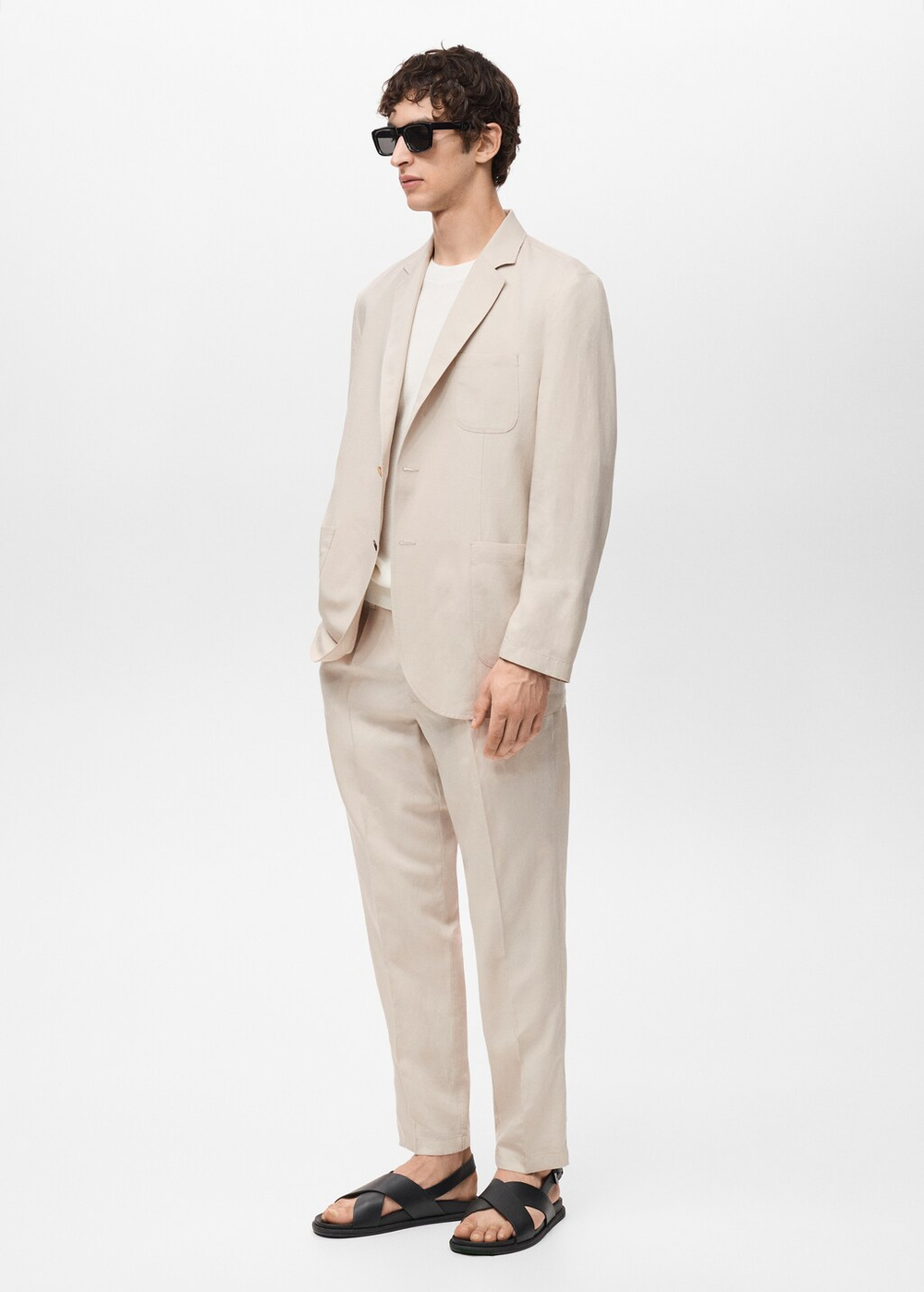 Костюмный пиджак приталенного кроя из смеси льна и лиоцелла