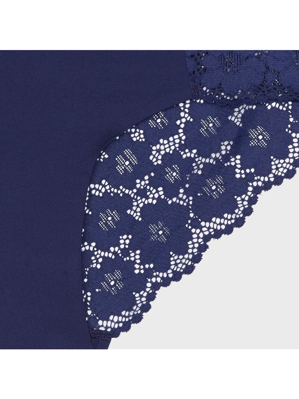 Трусы женские