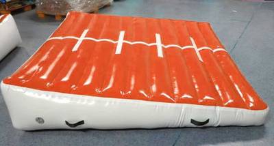 Надувной гимнастический мат-коврик «Старт» для занятий 2×2×0,4 м, красный