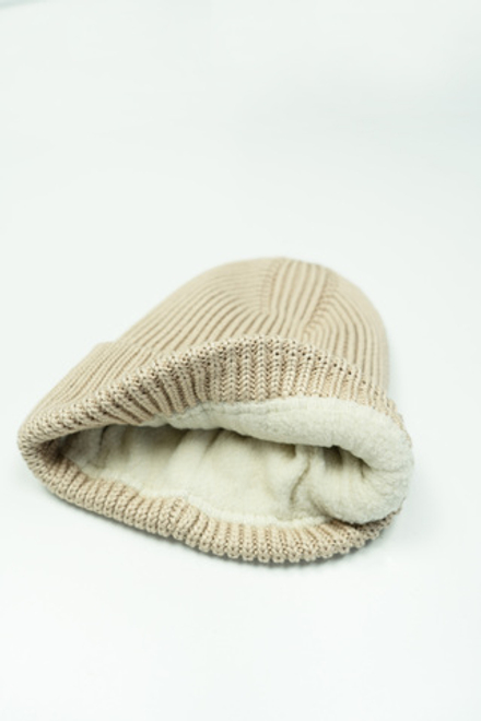 Шапка бини зимняя для девочки (бежевая с золотом)