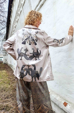 Жакет на подкладке "Утреннее серебро" (коллекция "Сны белого камня"), по мотивам белокаменной резьбы домонгольских соборов Владимирской земли