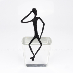 Статуэтка Cloyd арт.50179 / выс. 41 см - черный / серия 1642