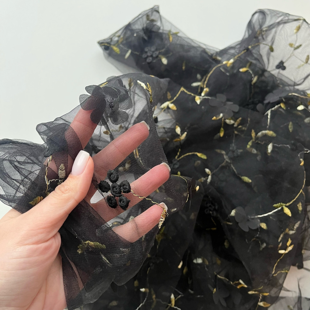 Фатин Черные цветы