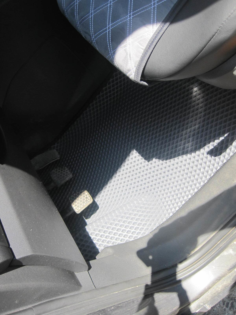 Автоковрики для Opel Zafira B (2004-2014)