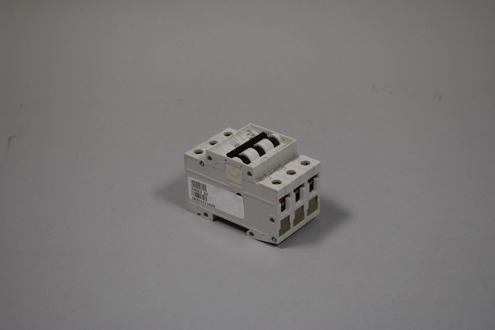 SIEMENS 5SX23 D2