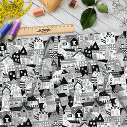 Ткань флис чёрно-белые резные дома