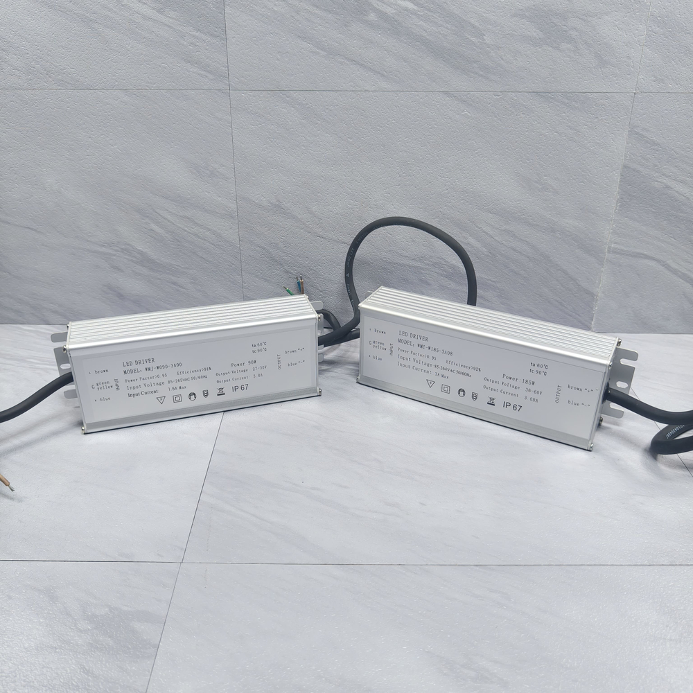 Влагозащищенные LED драйверы (блоки питания) 90 Вт и 185 Вт IP67