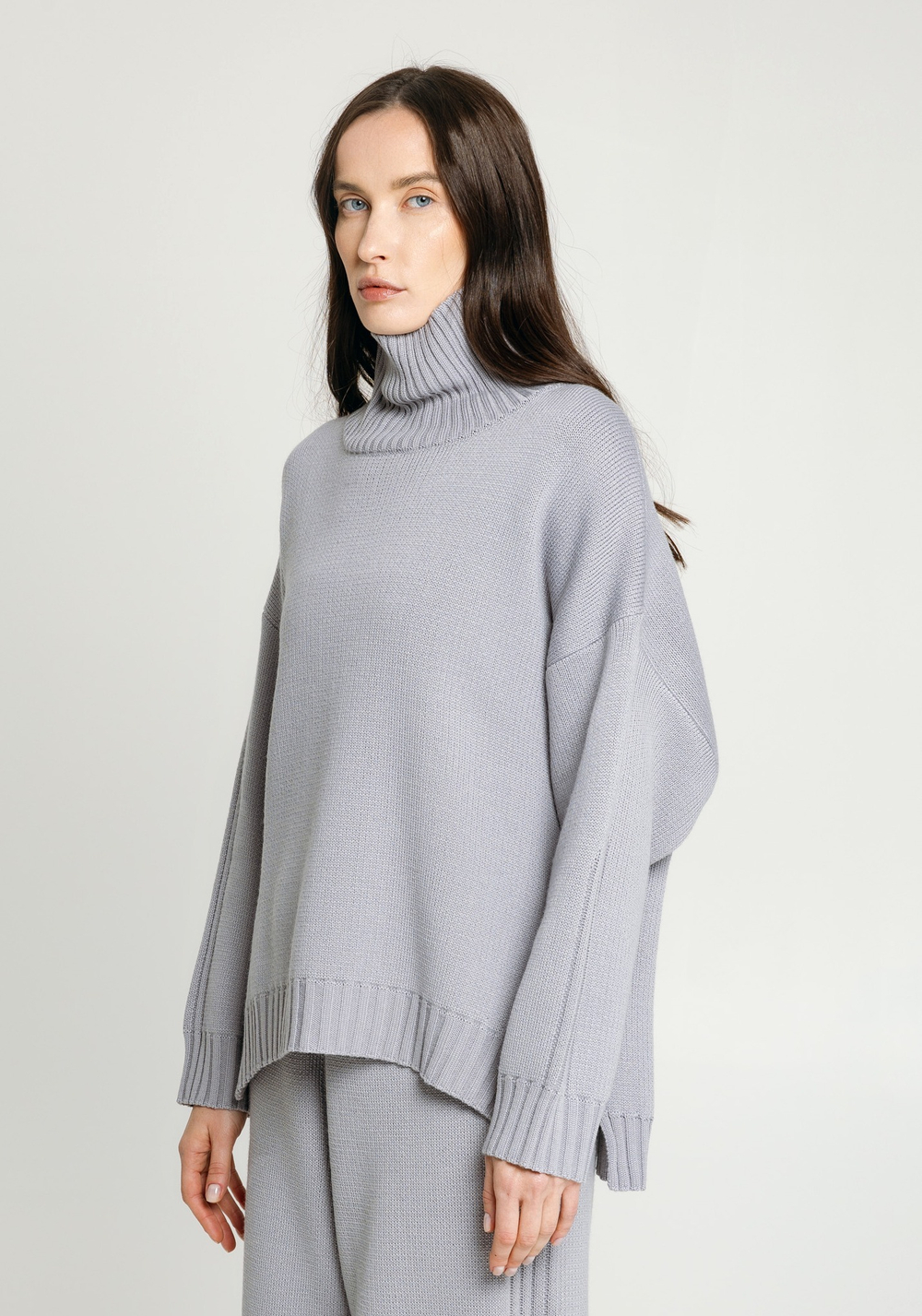 Свитер МОНО