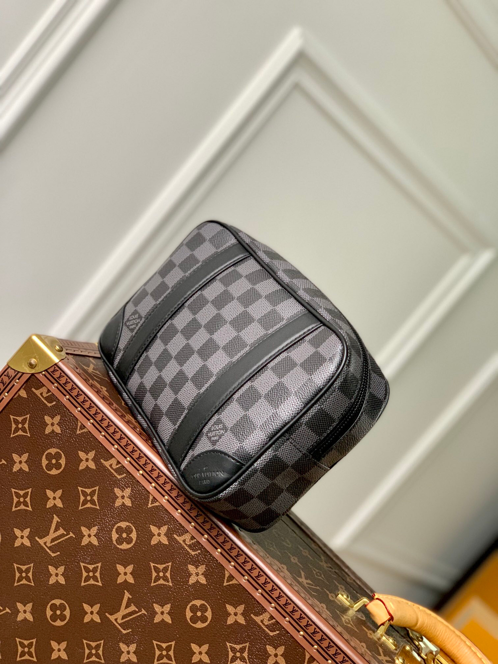 Louis Vuitton Pochette Kasai