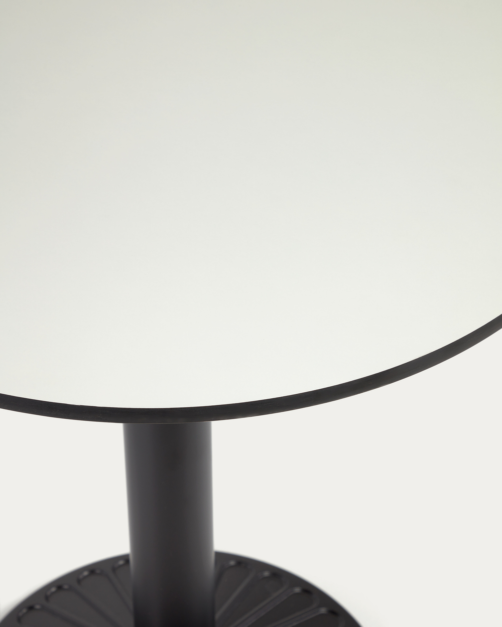 Круглая столешница для сада Tiaret, белая, Ø 68