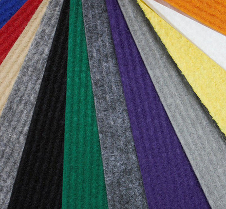 Полотно нетканое иглопробивное Экспоплей зеленое яблоко, ширина 2м, рулон 100 кв.м