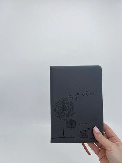 Блокнот 144 л А5 линейка одуванчик серый кож (8344-12)