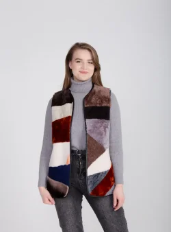 Женская жилетка с мехом