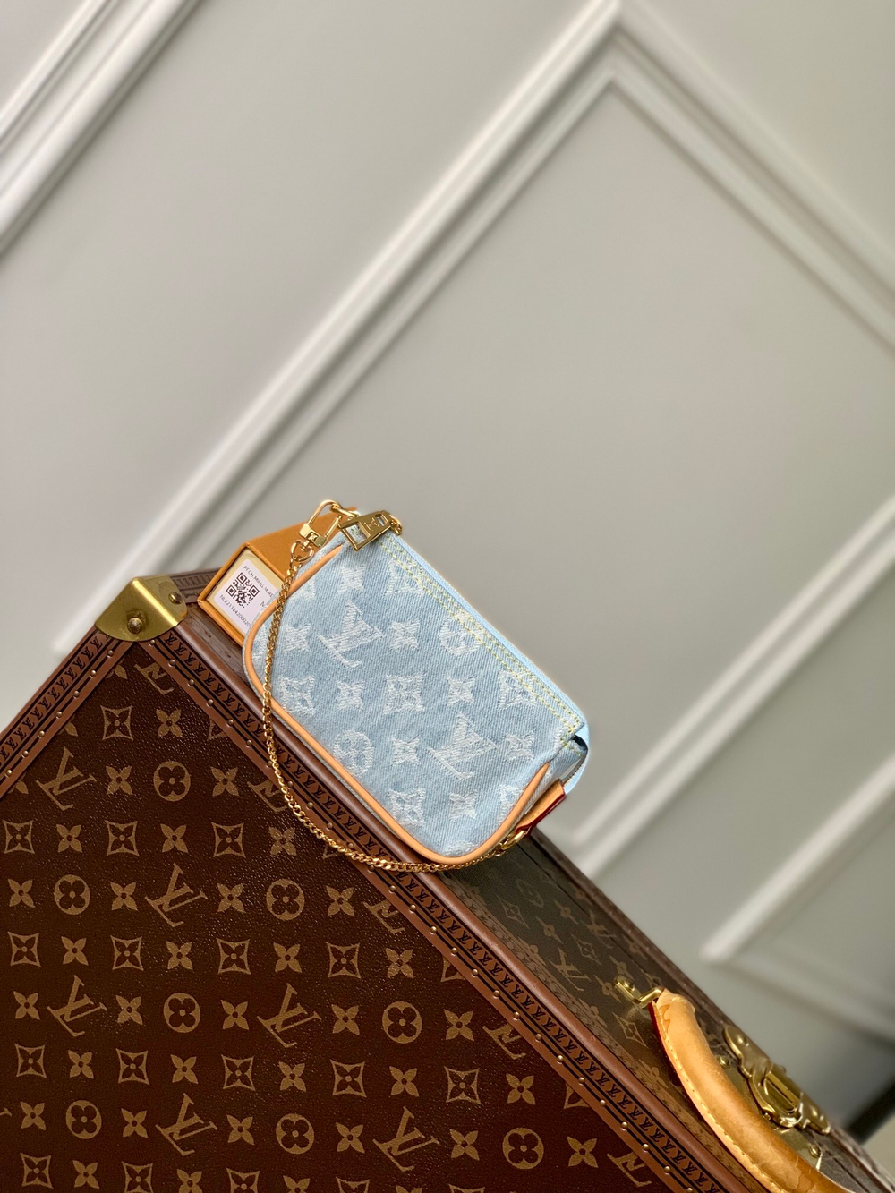 Louis Vuitton Mini Pochette Accessoires