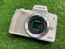 Canon EOS M50 Kit 15-45mm IS STM